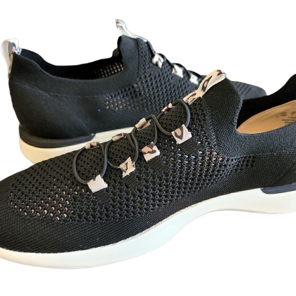 Life Stride Velocity 2.0 Women's Black Pull on Sneakers